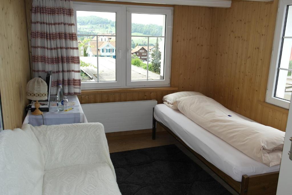 Gasthof Krone Wolfhalden Zimmer foto
